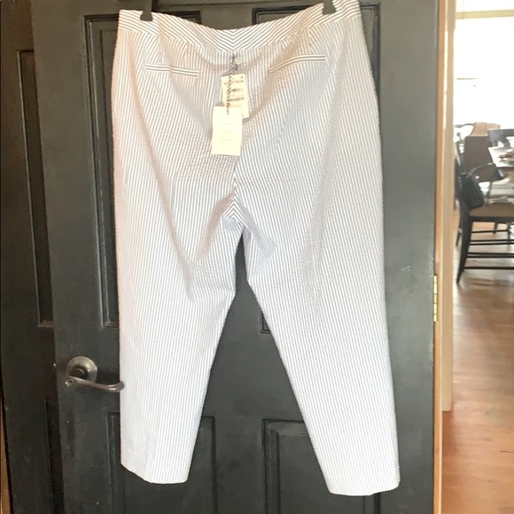 1901 Pants - New 1901 Nordstrom seersucker Capri pants size 14